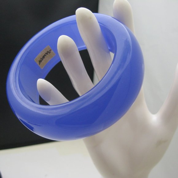 Lavender Swatch Bracelet - Picture 4 of 8